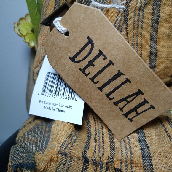 Primitive Delilah Doll Grungy - Picture 3 of 9